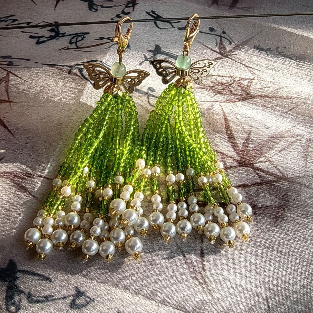 Tassel Dangle Bags -- Open in Live