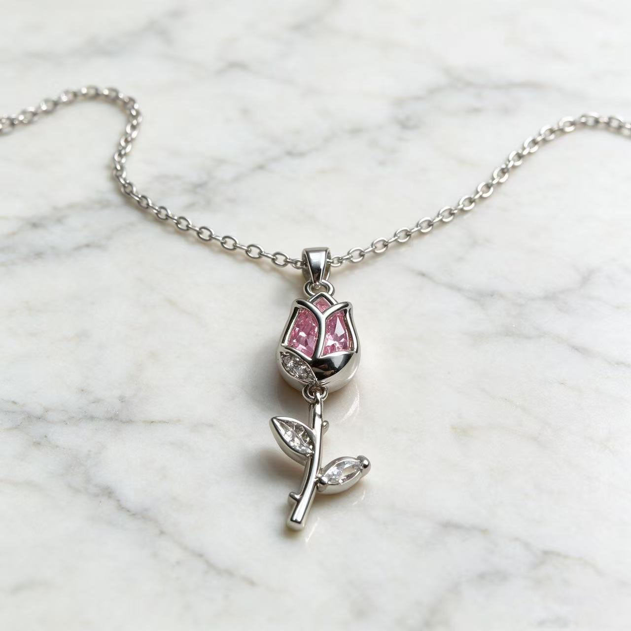 #JY Dainty Pink Crystal Rose Tulip Pendant Silver Necklace, Aesthetic Romantic Flower Jewelry Gift For Girlfriend Women, Must-Have Daily Collarbone Chain For Date Wedding Party Outfit Matching｜